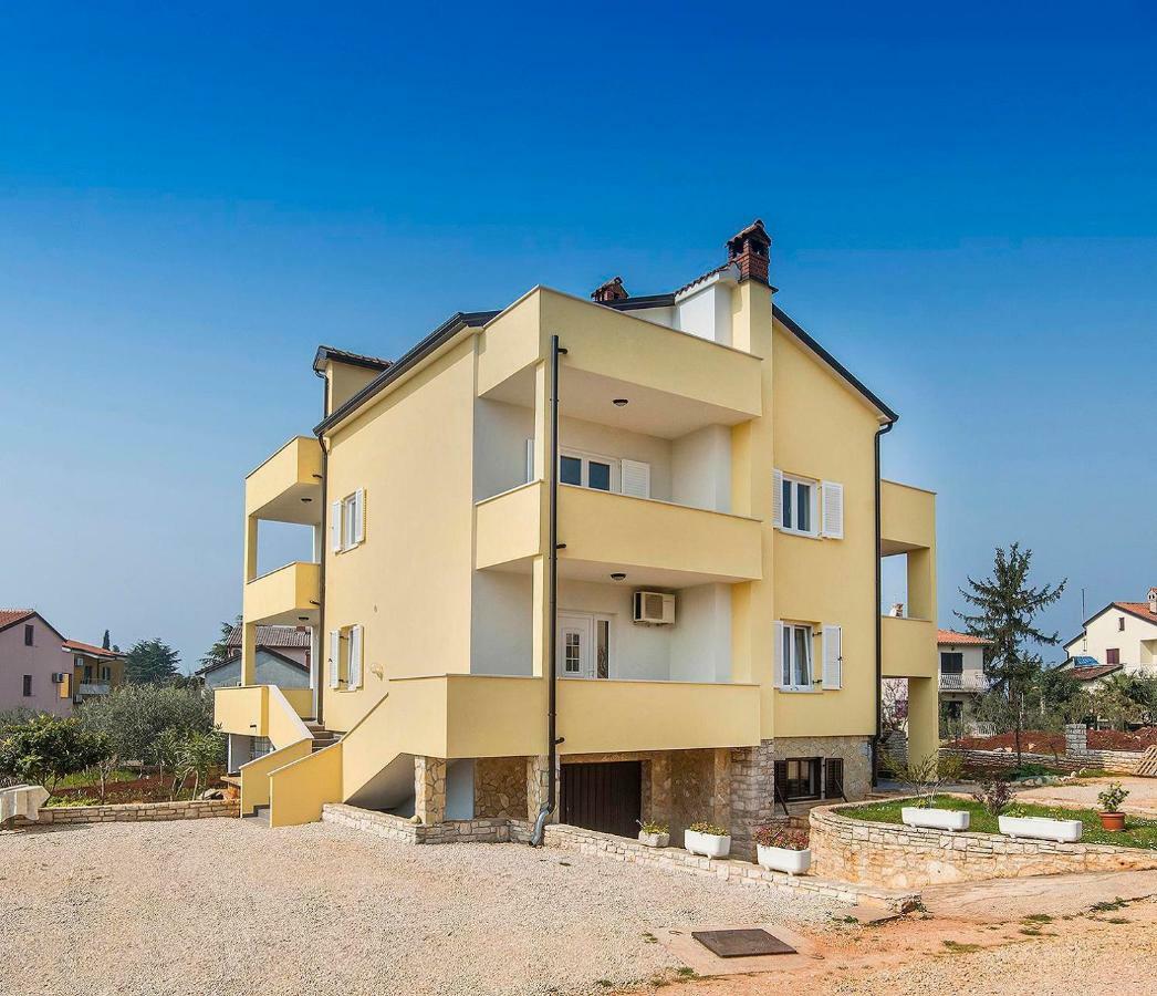 Apartments Goltes Lovrečica Dış mekan fotoğraf